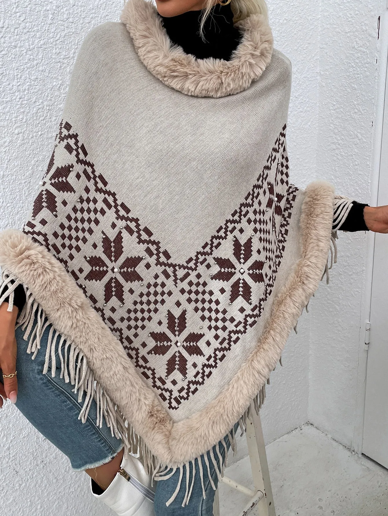 Casual Geometric Contrast Faux Fur Long Sleeve Hooded Long Women Sweater