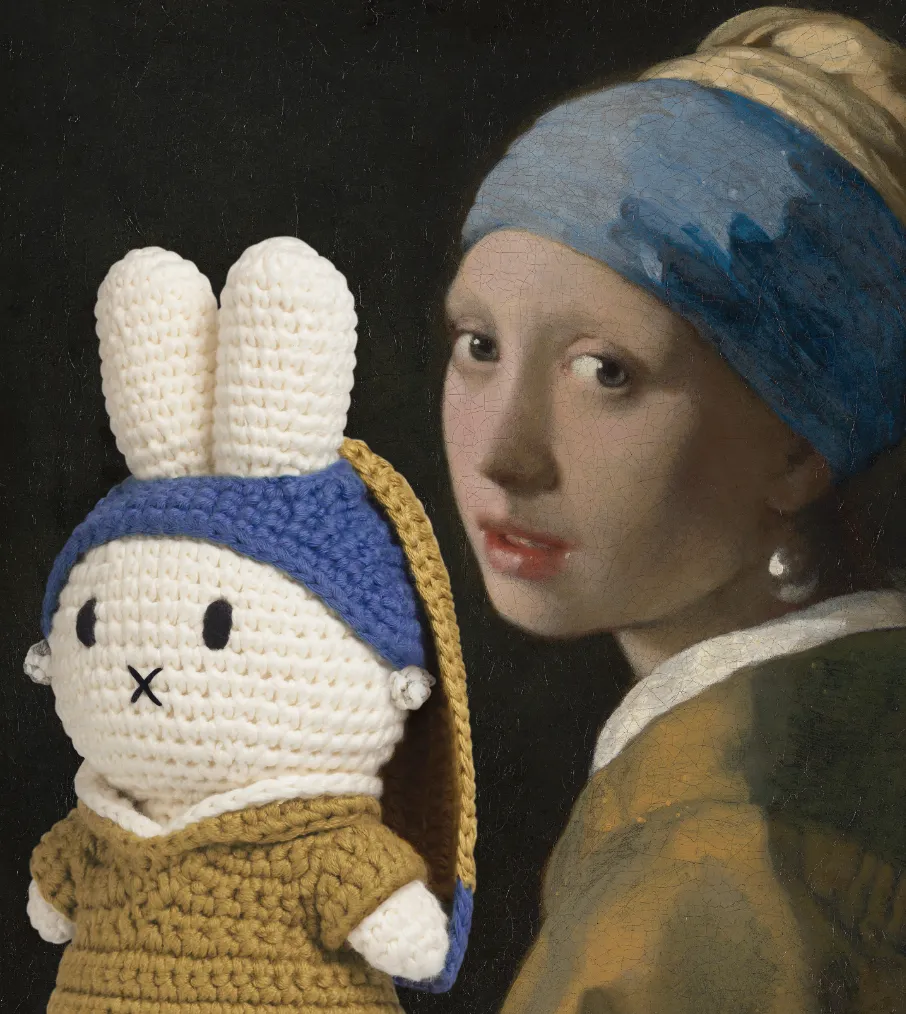 Dressed in Art by Just Dutch