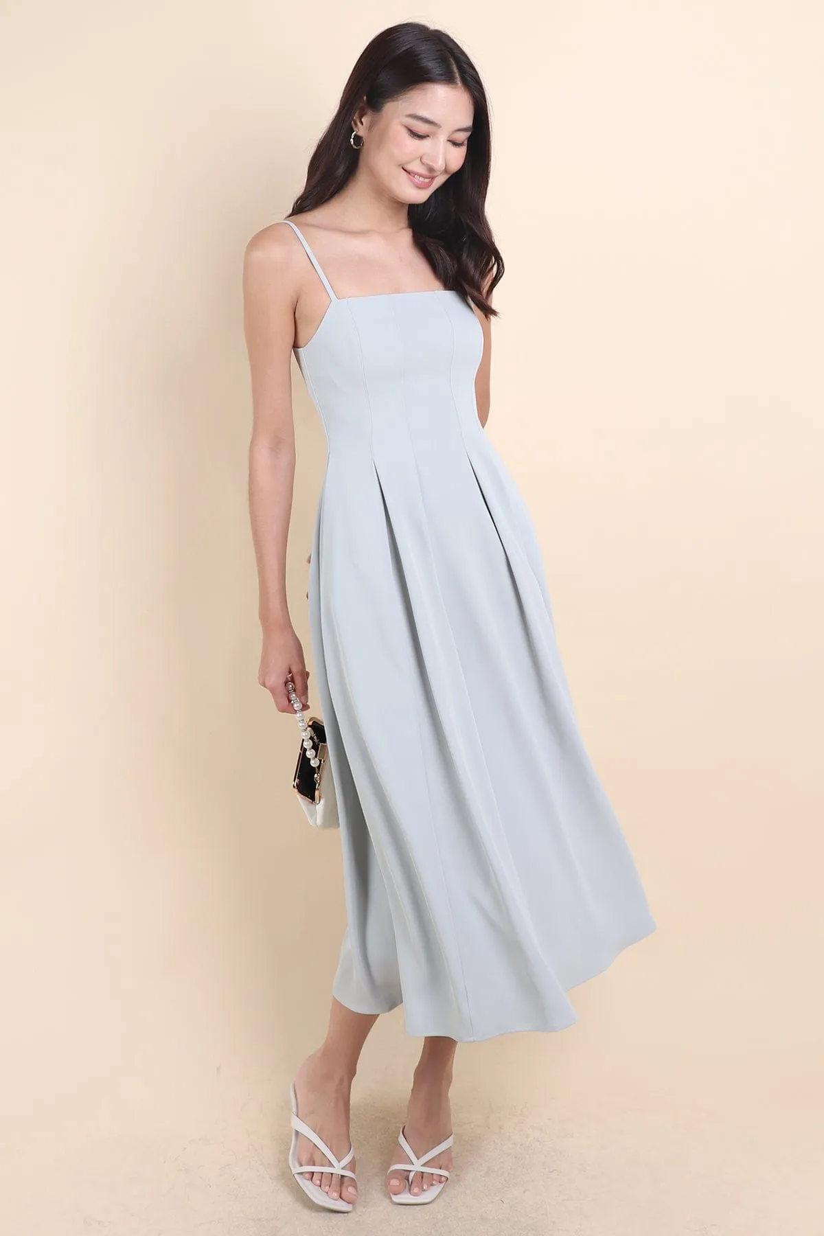 ENCHATE PLEATED MAXI DRESS IN MINT BLUE