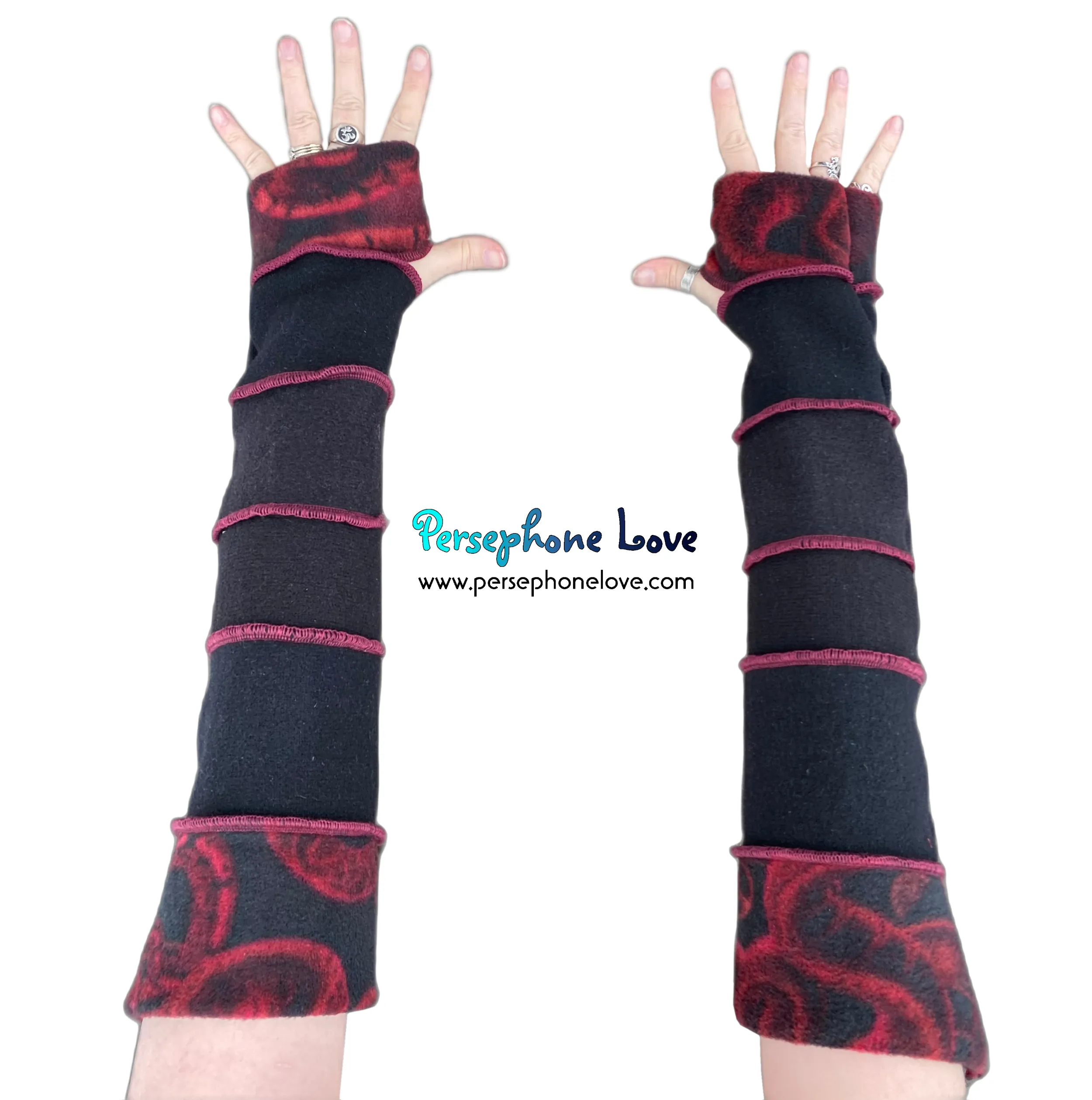 Katwise-inspired black felted 100% cashmere arm warmers-1627