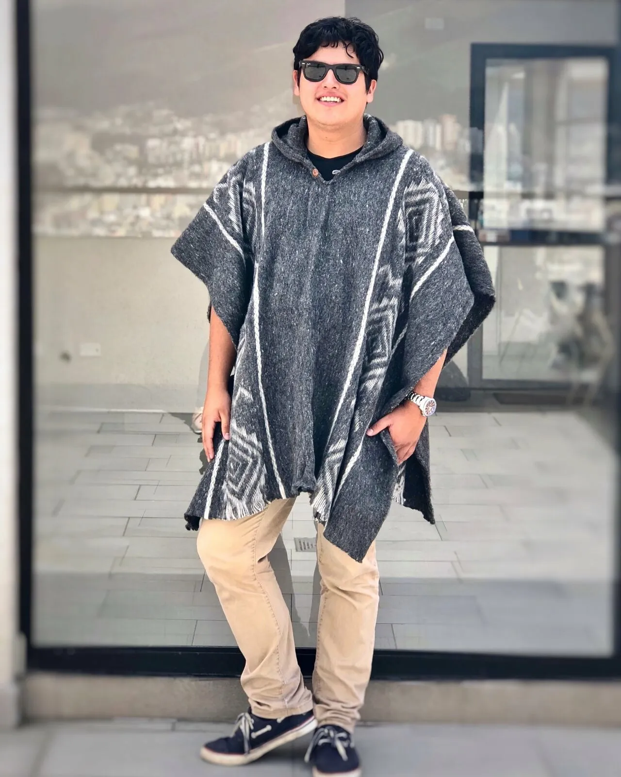 Llama Wool Unisex South American Handwoven Hooded Poncho - diamonds pattern